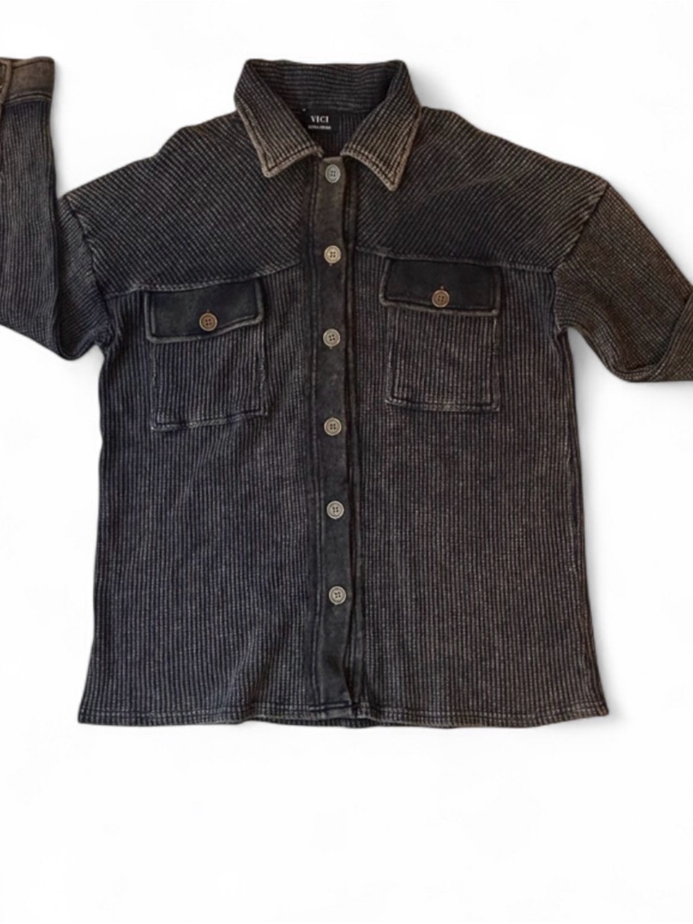 Vici Ribbed Button-Up Shacket in Washed Dark Gray XS. Long Sleeves Front Packets